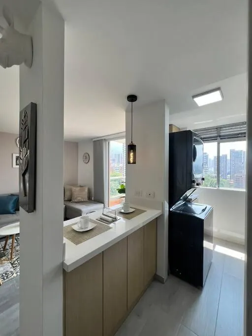 Beautiful Renovated Apart 23Rd Floor - View Medellín 0*,