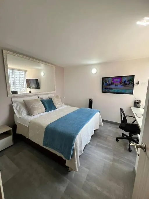 Beautiful Renovated Apart 23Rd Floor - View Medellin Colombia