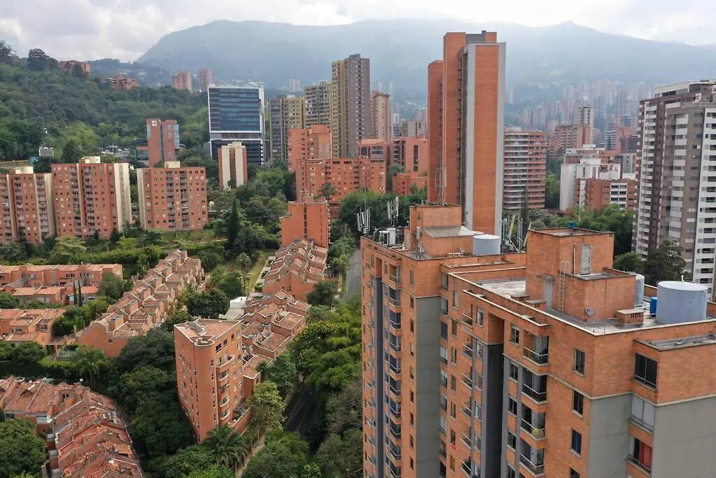 Beautiful Renovated Apart 23Rd Floor - View Medellin Colombia